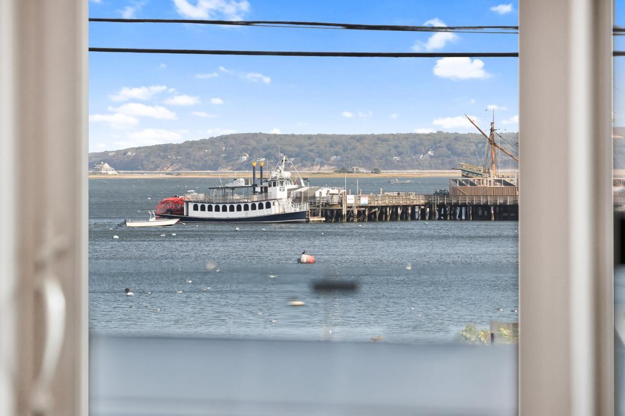 Thomas Sea Suites At Harbourtown プリマス エクステリア 写真
